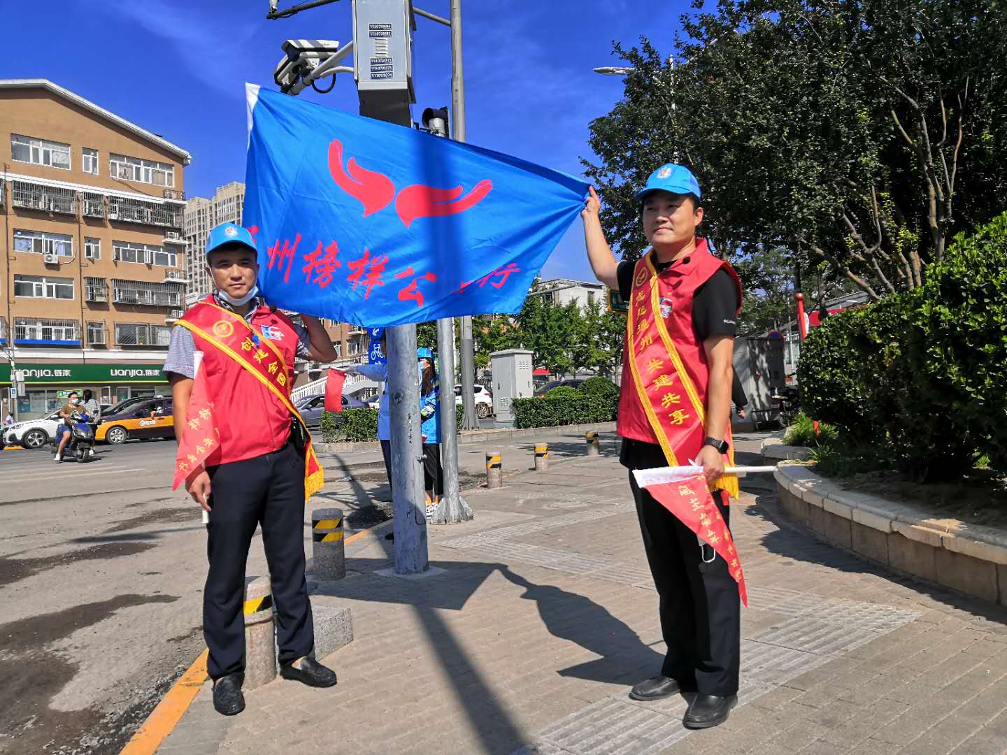 <strong>操女人小穴视频</strong>